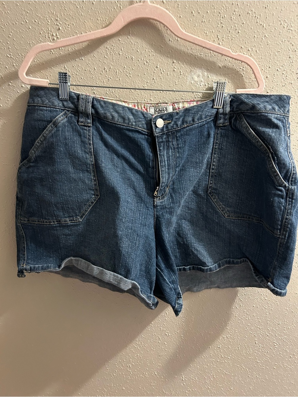Cato Denim Jean Shorts in Blue size 22W